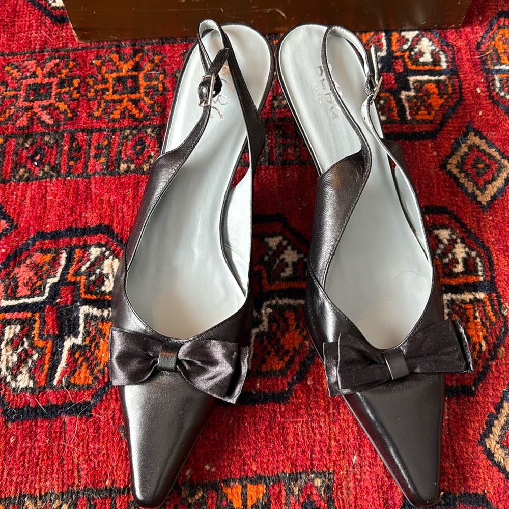 Cute Kitten Heel Sling-Backs